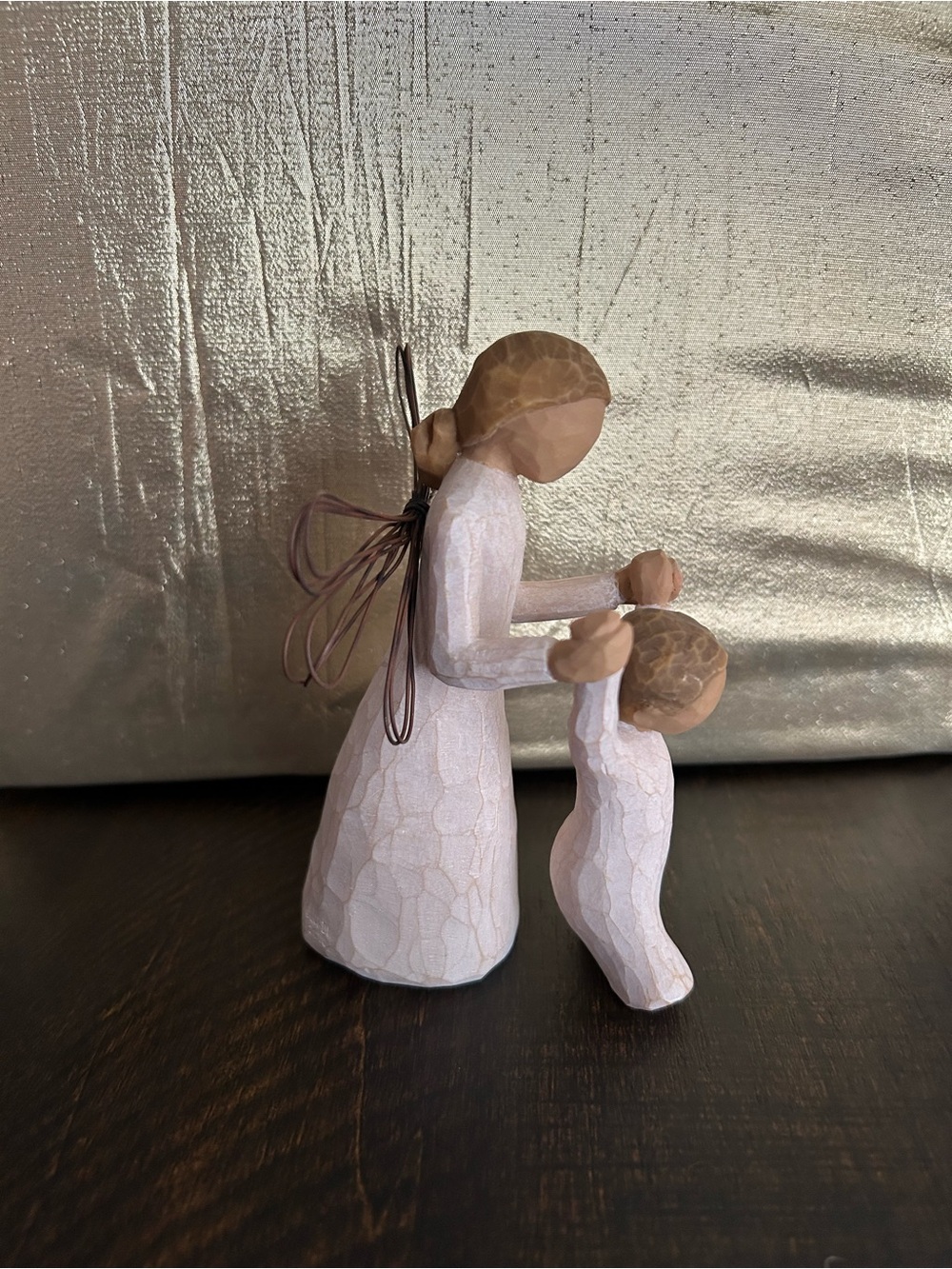 Willow Tree Guardian Angel Figurine - Pale Pink - Picture 3 of 5